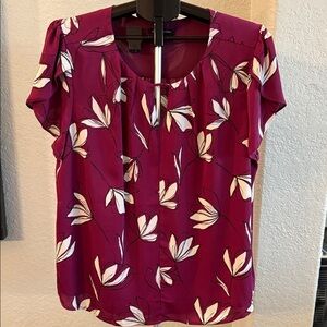 41 Hawthorn Magenta Floral Blouse